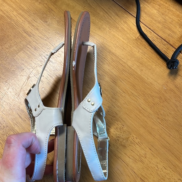 Big Girls sz 5 Michael Kors sandals. NWOT - Picture 4 of 7